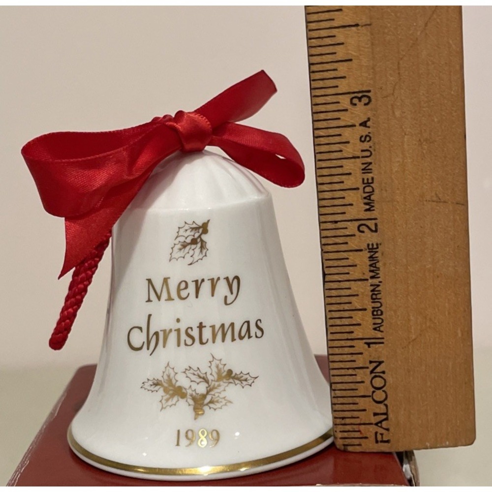 Vintage 1989 Spode Christmas Tree Bell Ornament Merry Christmas 1989 w/ Orig Box - Picture 11 of 11